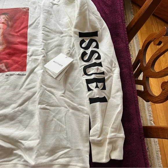 Mother Denim x Cosmopolitan Sydney Sweeney Unisex Sweatshirt Crewneck NWT - Picture 6 of 12